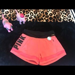 Pink short